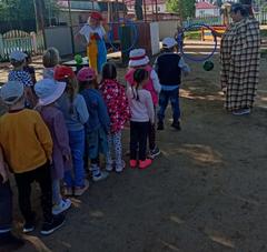 Жизнь замечательных детей